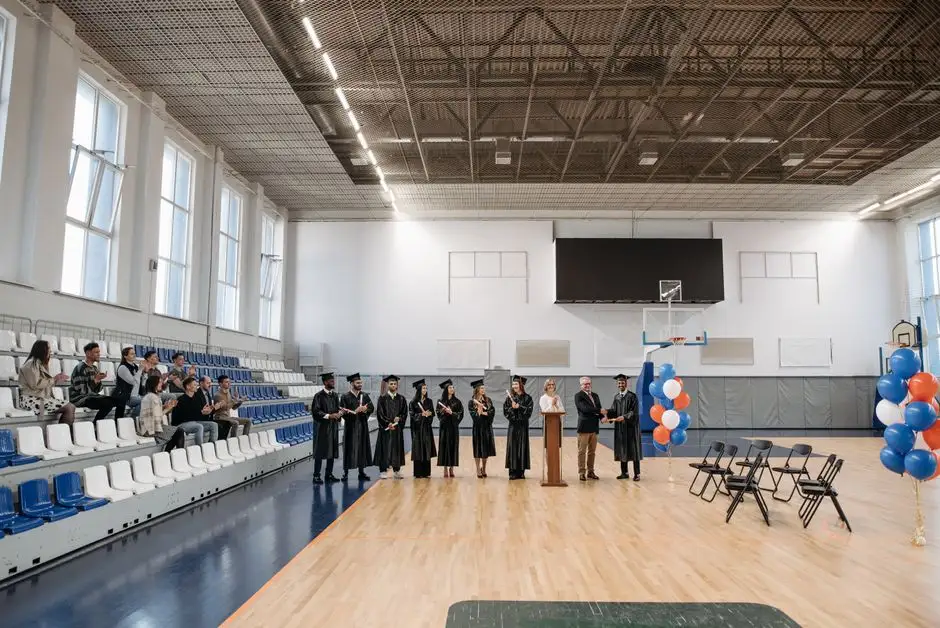Uroczyste zakończenie roku szkolnego w Bodzewie – nagrody i pożegnanie ósmoklasistów