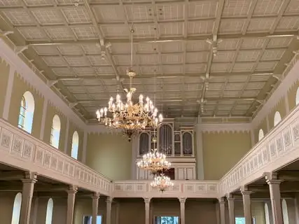 Zakończono modernizację zabytkowego kościoła w Poniecu