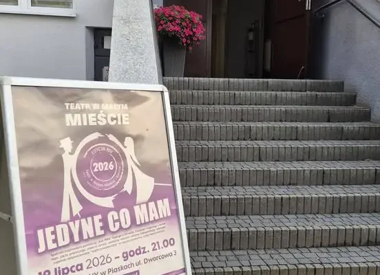 Spektakl, w którym widownia zasiądzie na scenie – nietypowa konwencja w Piaskach