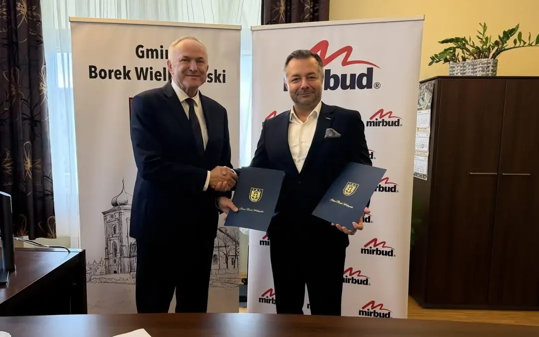 Borek Wielkopolski: Podpisano umowę na budowę schronu pod boiskiem szkolnym