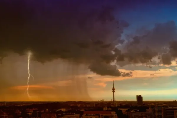 Ostrzeżenie meteorologiczne: silne burze w powiecie gostyńskim