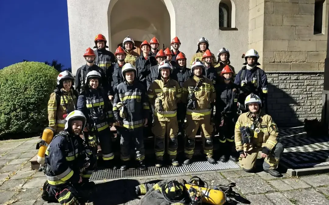 Honorowa Wspinaczka w Wyrach. Strażacy z Gostyni uczcili ofiary 9/11
