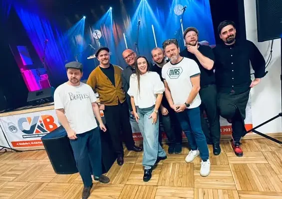 Nicponie porwali publiczność w Piaskach – niezapomniany koncert w sali widowiskowej
